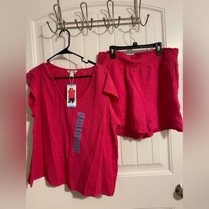NWT Hot pink matching set!